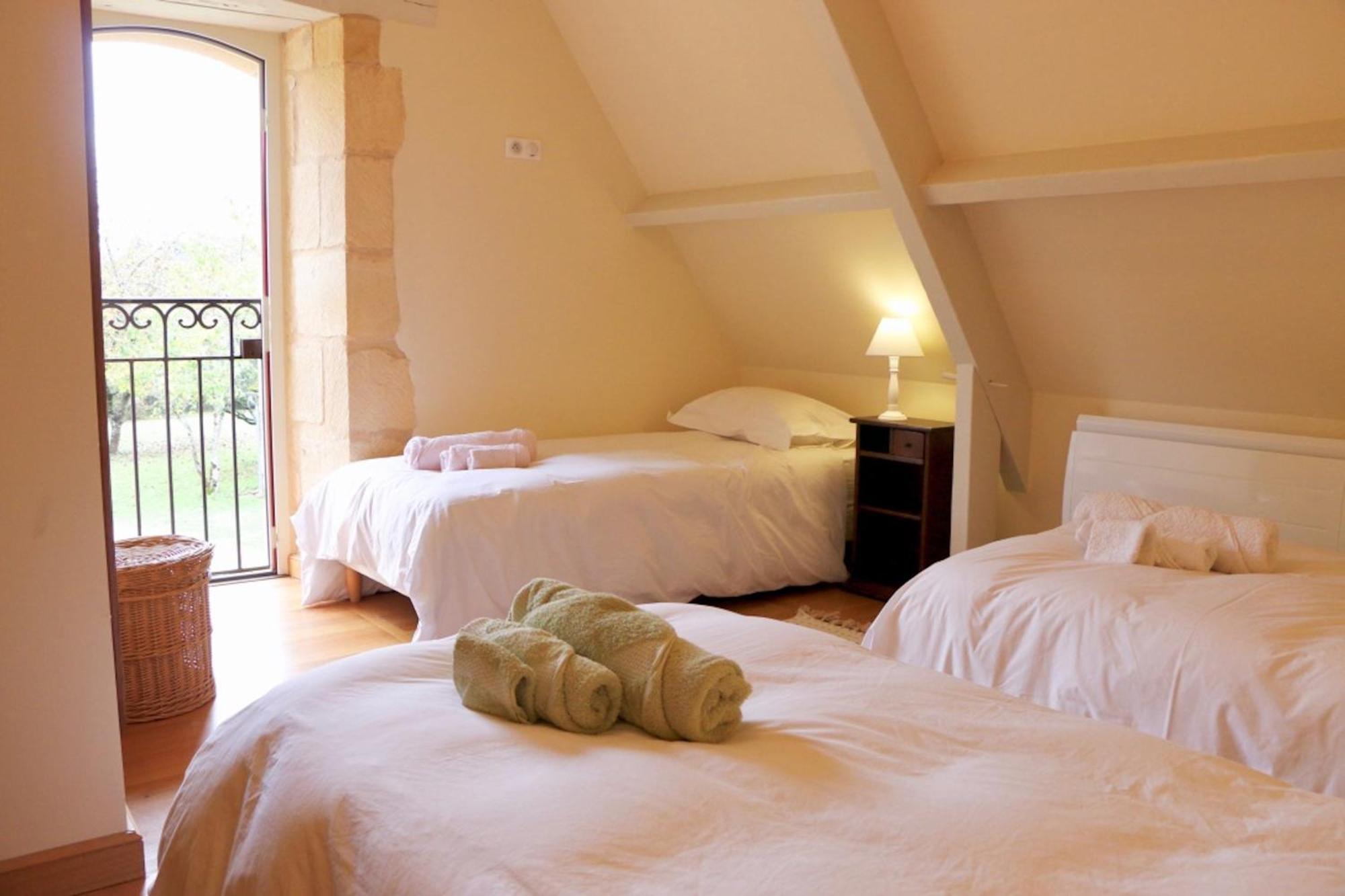 Les Perroutis Villa Saint-Alvère Kültér fotó
